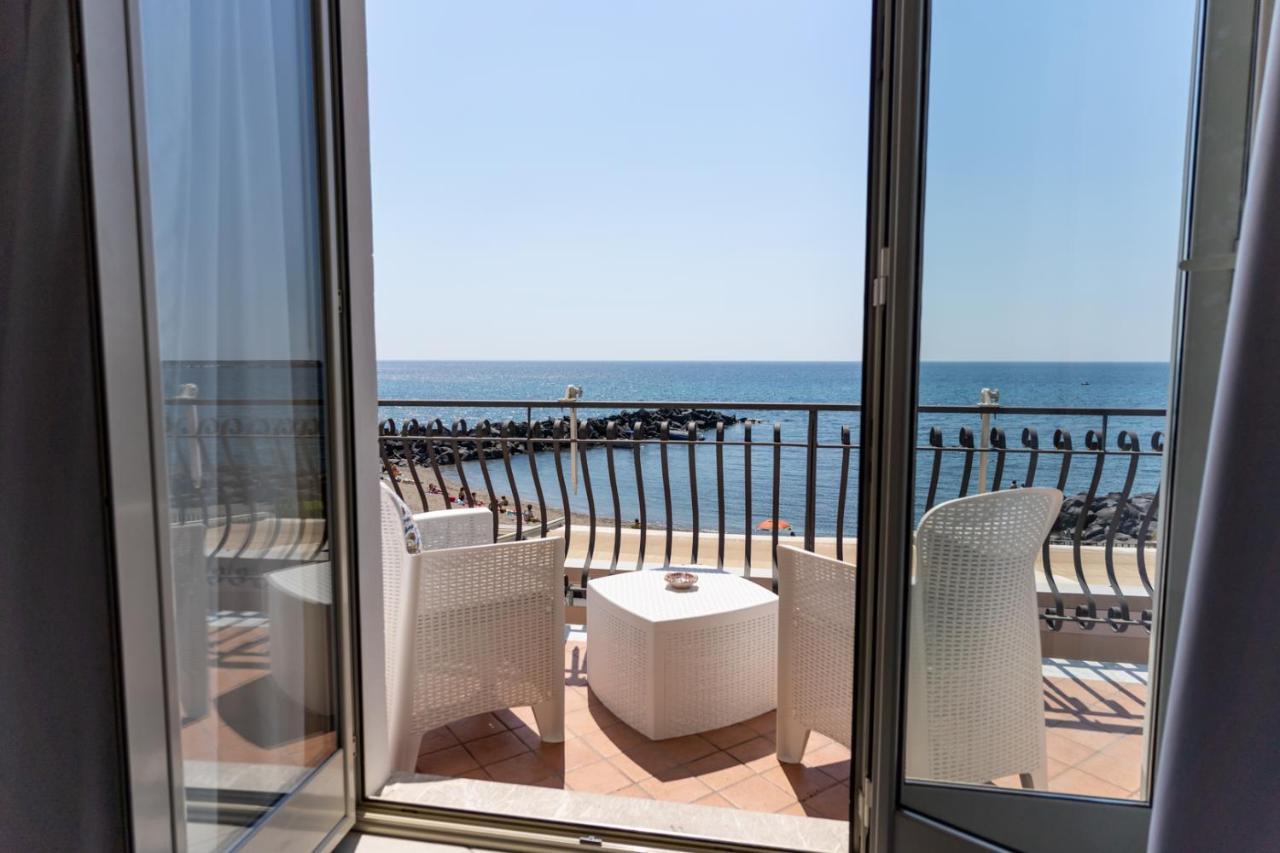 Teddu B&B Giardini Naxos Exteriér fotografie